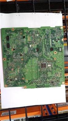 PC/NBC LV MB C50-30 MC 1G 3558U 820A W8P